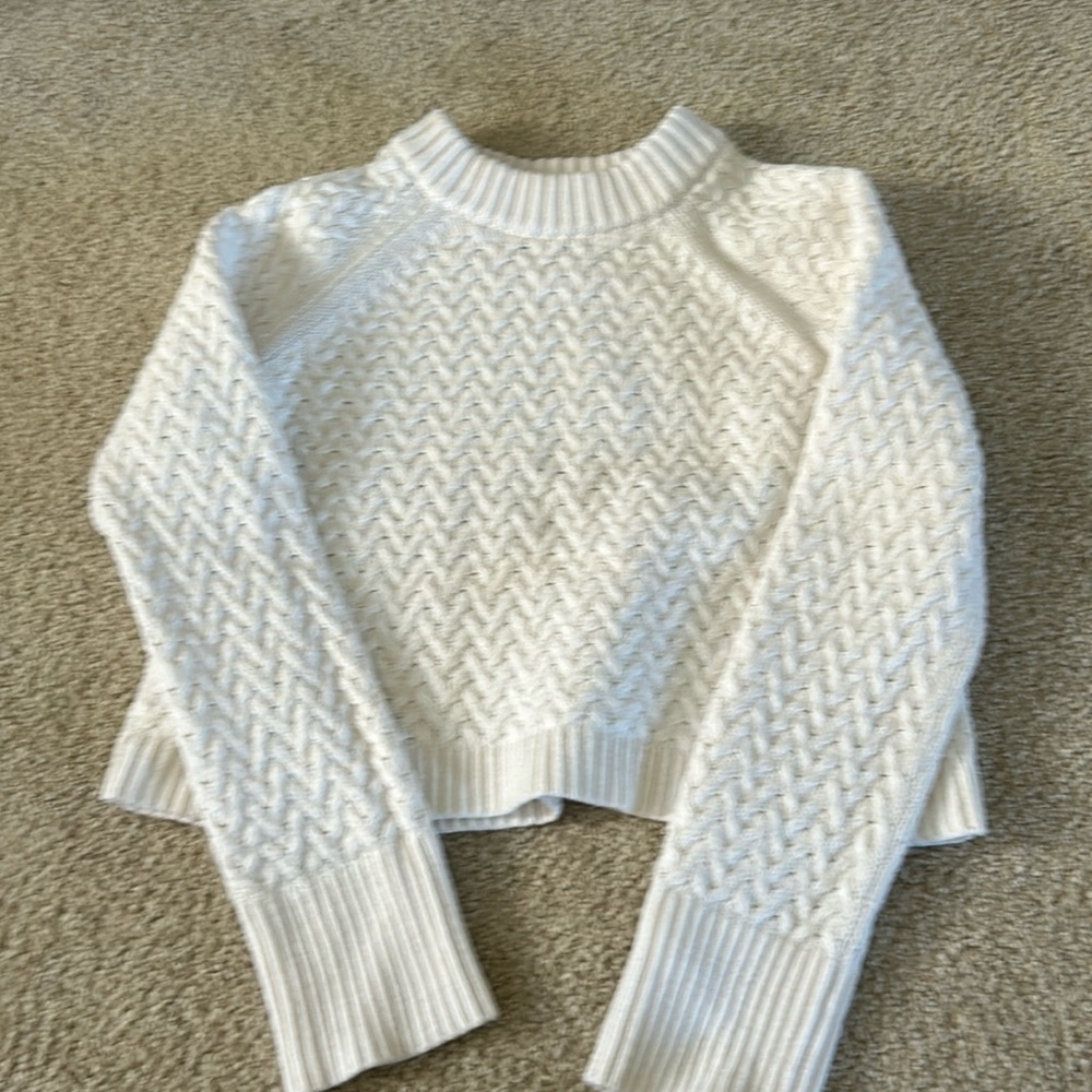 Alice and Olivia Leta sweater - Picture 2 of 14